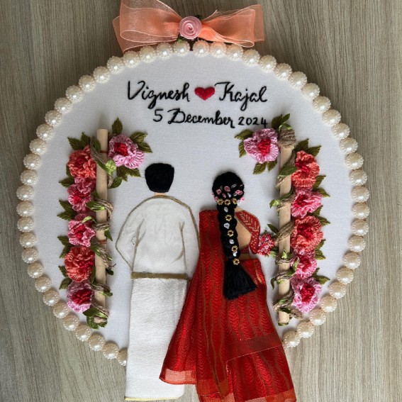 Eternal Embrace - Wedding Hoop